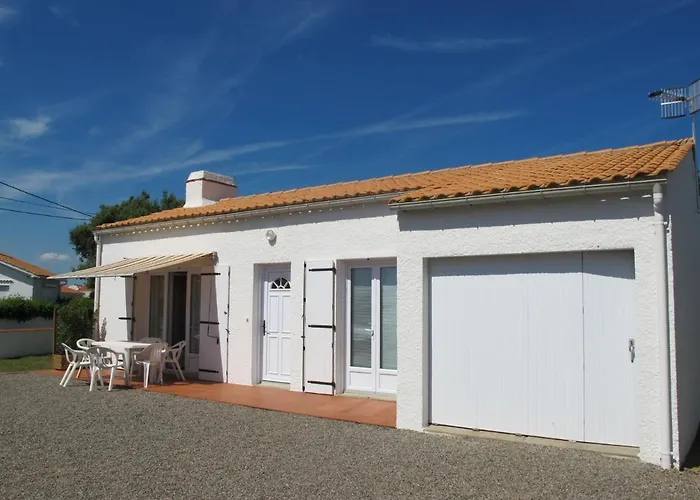Holiday Home Le Maupas By Interhome