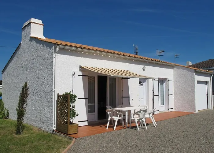 Holiday Home Le Maupas By Interhome