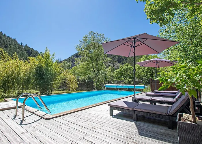 Hôtel bon marché: Gites Pattes Loup