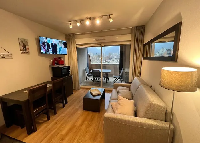 Appt hyper-centre Loudenvielle 4pers Terrasse Sud vue montagne