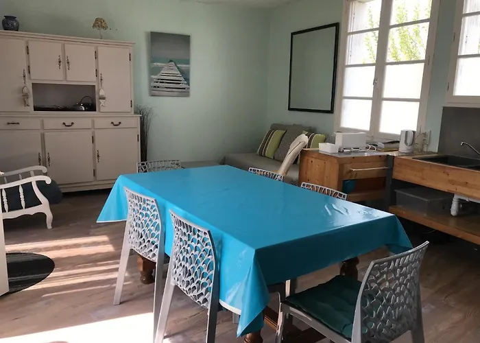 Appartement Rez-De-Chaussee 500 M De La Plage Ste Anne