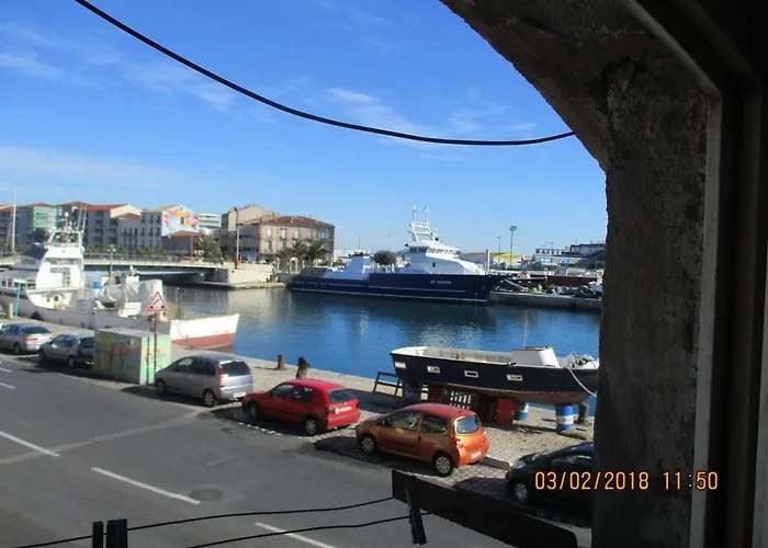 Studio avant port Sète