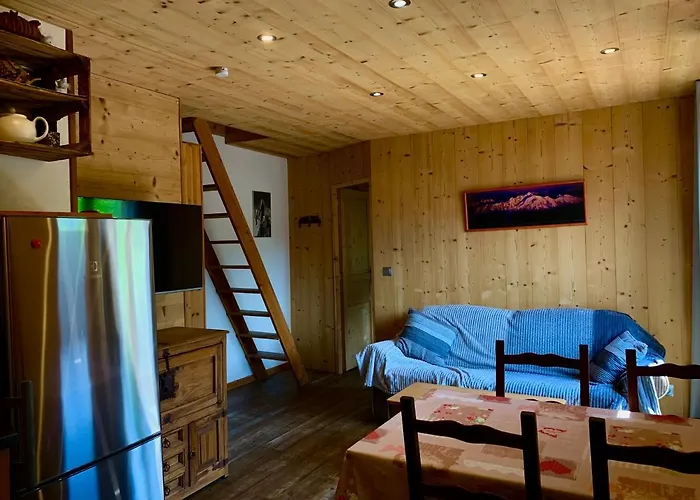 Appartement Avec Jacuzzi Dans Chalet Prive, Grande Terrasse, Parking Gratuit