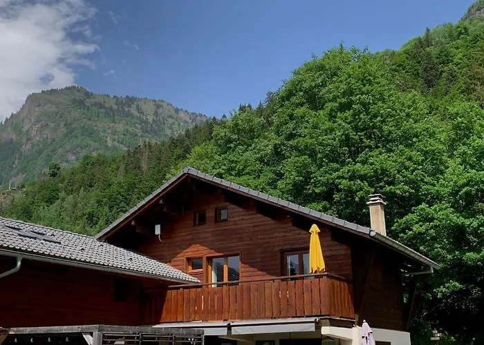 Appartement Avec Jacuzzi Dans Chalet Prive, Grande Terrasse, Parking Gratuit