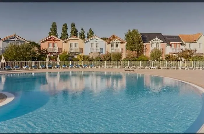 Très jolie maison sur golf proche mer