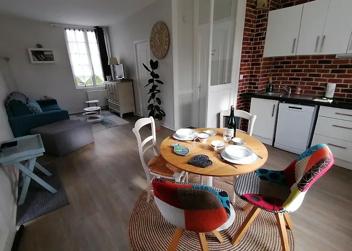 A La "Georgette" Et Son Jardin Avec Parking