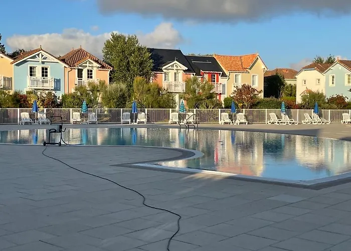 Très jolie maison sur golf proche mer