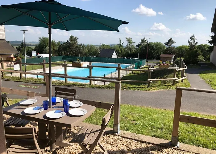 Le chalet de Lamarmotte T3 rénové avec terrasse sud en rez de jardin