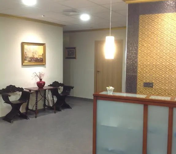 Hostal Bisbal Only Adults No Ac