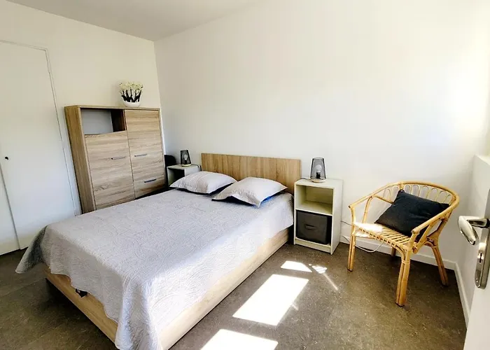 Comme à la maison!!A 5 min à pied plage,pkg privé