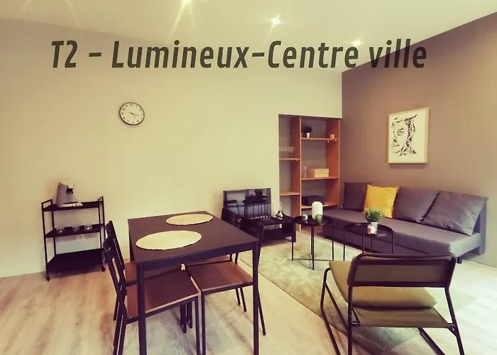 Vienne: Appartement Au Coeur Du Centre Historique