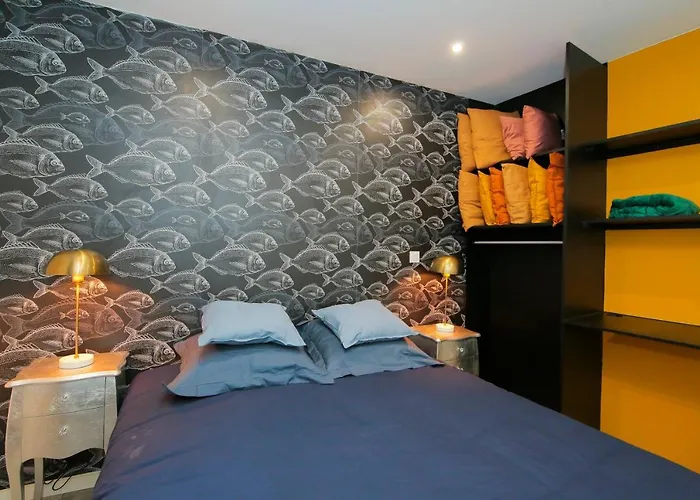 Les Poissons, T2 hypercentre chic et cosy, Wifi par SOVALFI