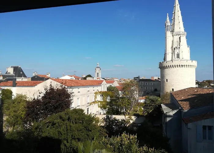 Duplex vue sur tour Appartement Remparts 3