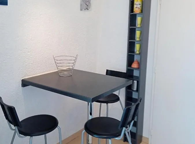 Studio - Marina 6 - 35 allée des Pinons - 3-1