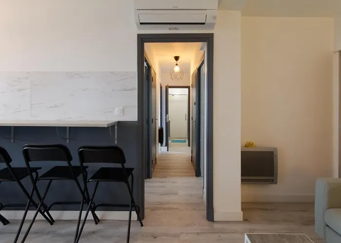 LE BEAULIEU * Appartement 4 chambres * 8pers * Clim * Parking * Balcon