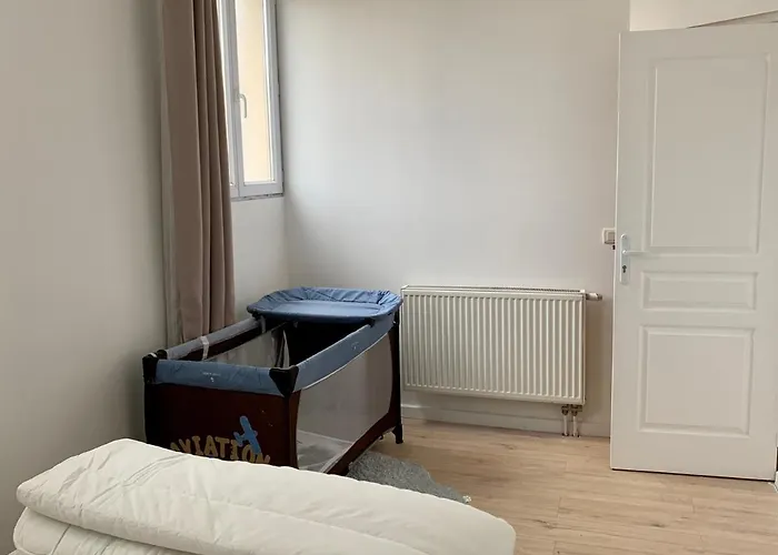 Agréable maison avec parking gratuit sur place.