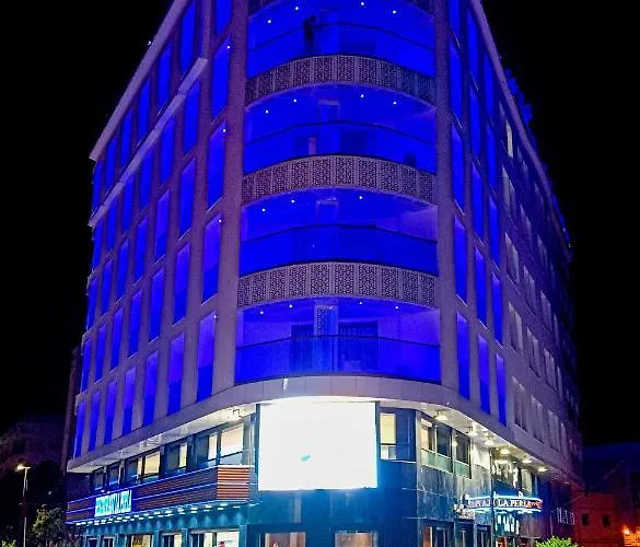 Hôtel La Perla