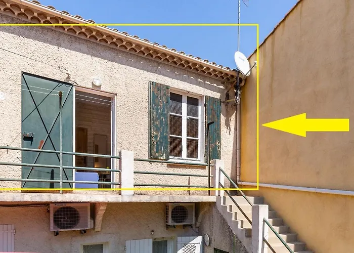 Soleil En Ville - Coeur De Ville, Climatisatise Et Au Calme Plein Sud A 300 M Du Port Vieux