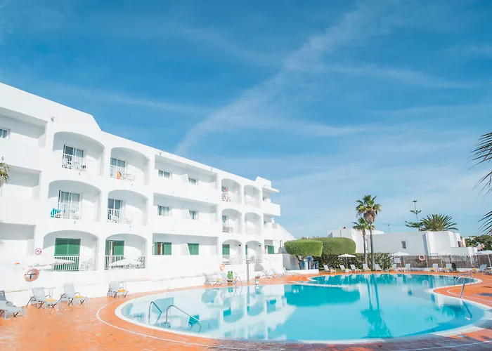 Gavimar Ariel Chico And Apartments