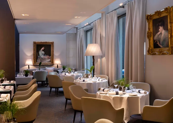 Hôtel-boutique: Hôtel De Sers Champs Elysées Paris