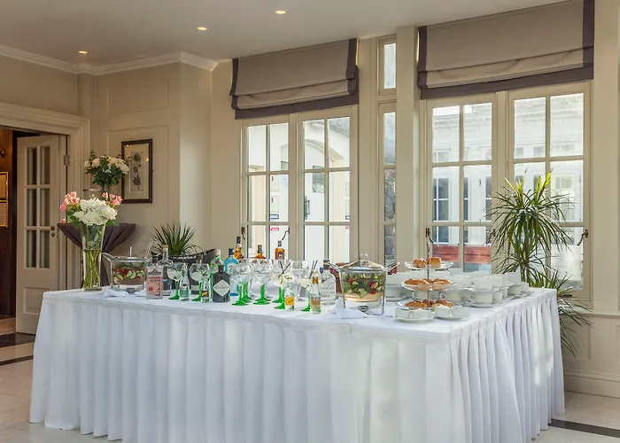 Hotel pres du College: Killarney Heights Hotel
