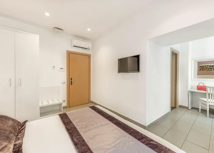 Hôtel pour familles: Trevi Palace Hotel