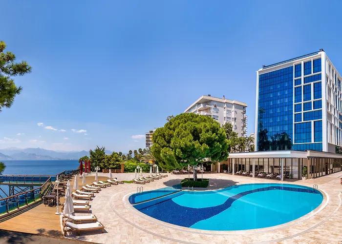 Antalya Resort & Spa (Adults Only)