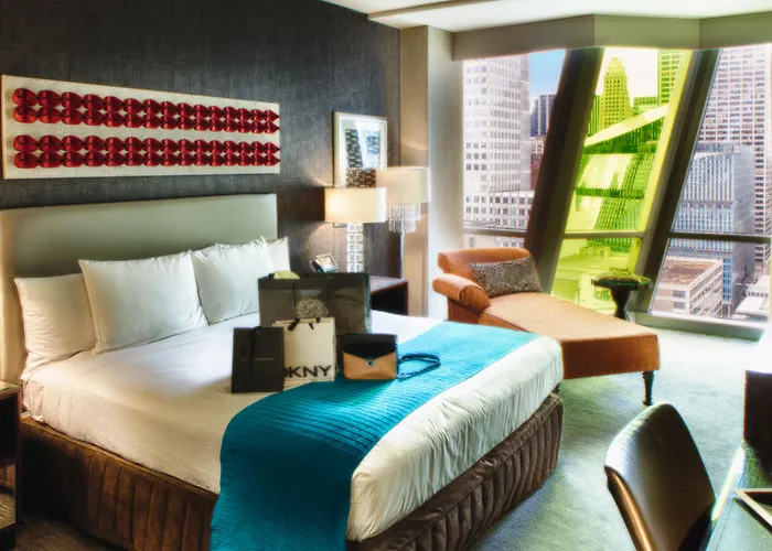 Thewit Chicago, A Hilton Hotel