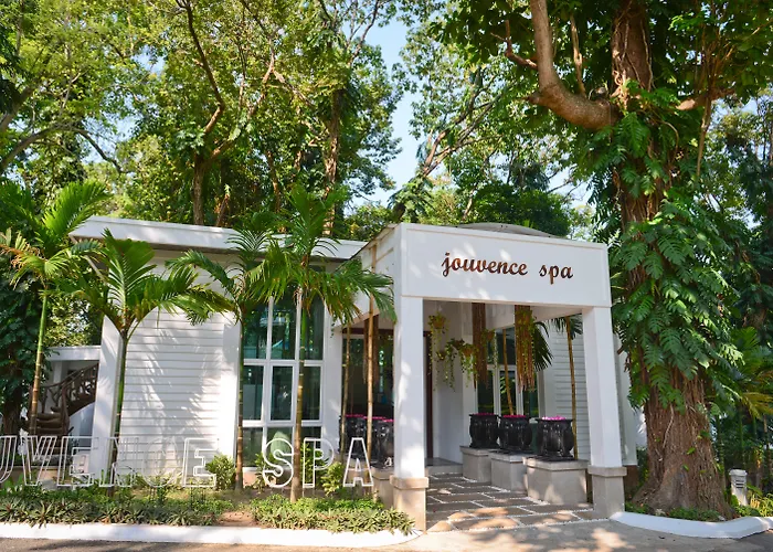 Independence Hotel Resort & Spa