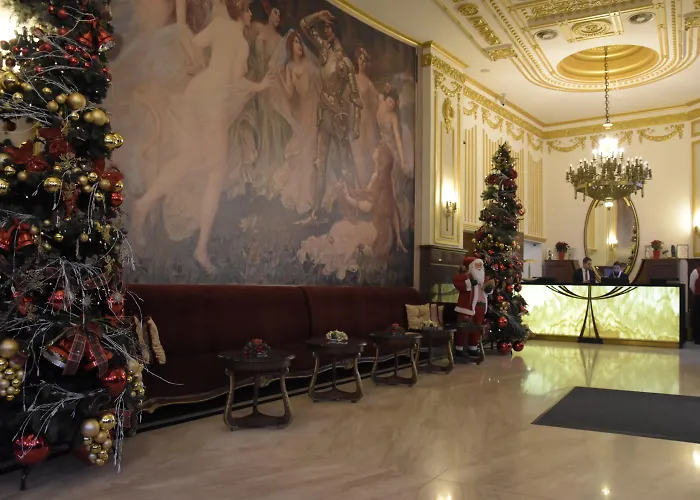 Hôtel avec piscine: Hotel Moskva