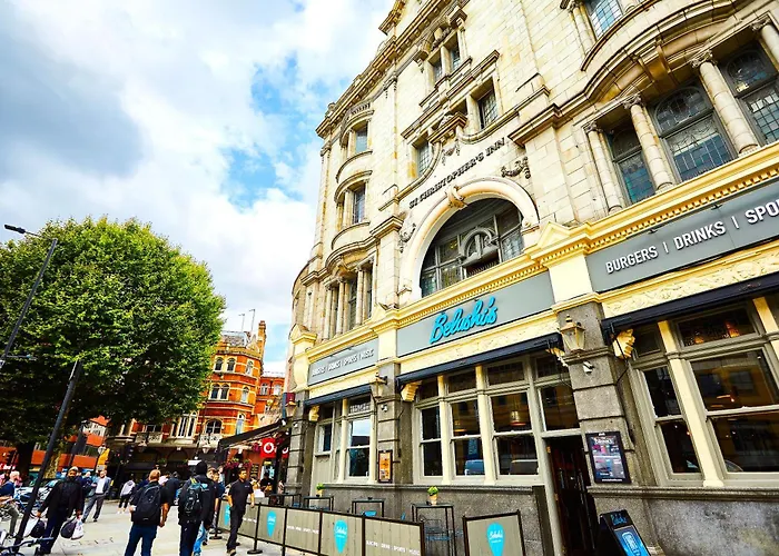 Hotel pres du College: St Christopher'S Inn Hammersmith
