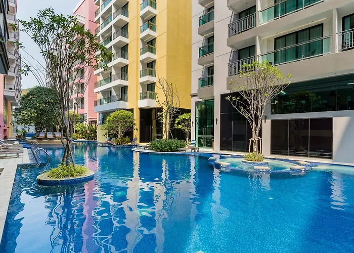 Citrus Grande Pattaya By Compass Hospitality