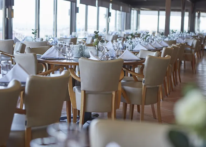 Hôtel pour familles: Van Der Valk Hotel Saint-Aygulf