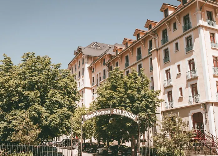 Terres de France - Appart'Hotel le Splendid