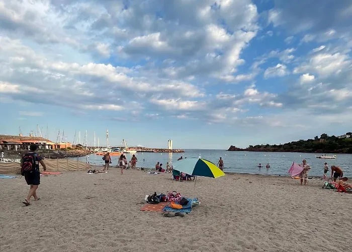 Appartement avec vue mer et piscine