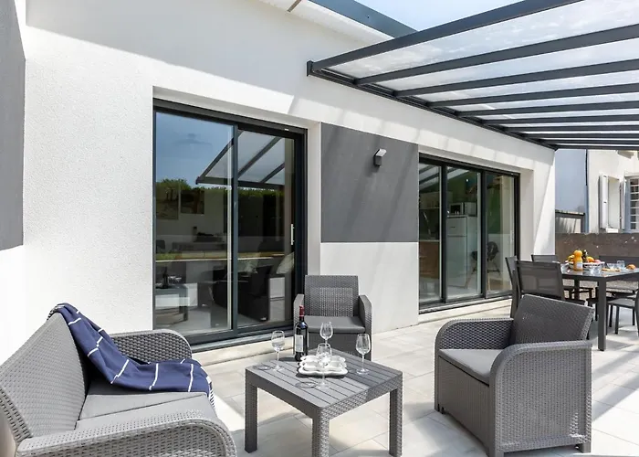 Holiday Home Palet Breton By Interhome