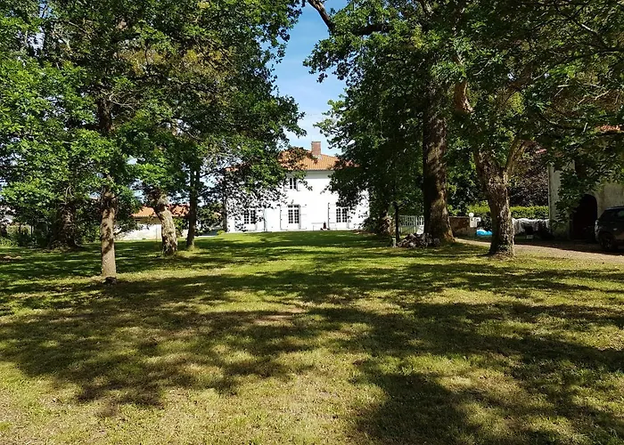 Hôtel 3 étoiles: L'Airial De Larroque