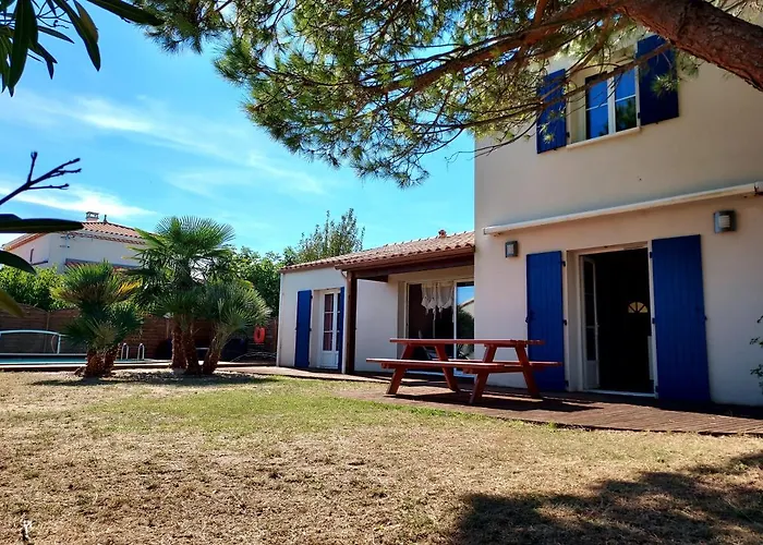 Maison Familiale Avec Piscine Chauffee