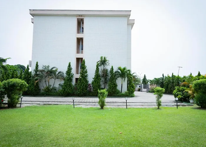 Hotel Hibiscus Blvd Triomphal