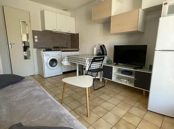 Agreable Tiny House Bien Situee Parking Gratuit