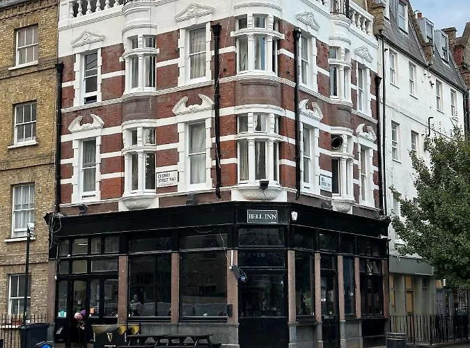 Auberge: Bell House Hostel