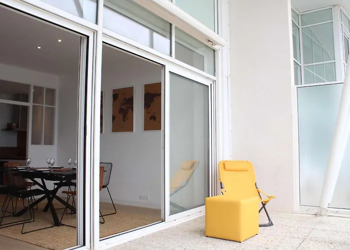 Bel Appartement T3 Avec Balcon Aux Minimes, La Rochelle - Fr-1-246-587
