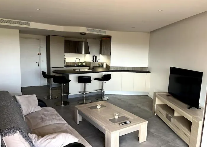Appartement 2 pièces vue mer, à proximité de tout