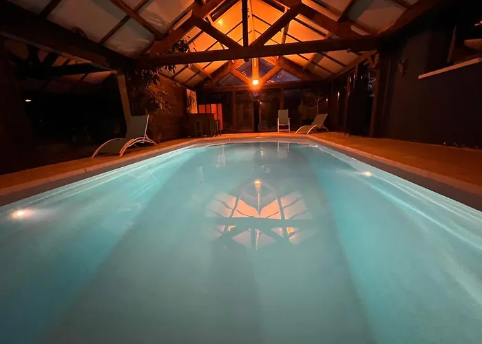 Maison Avec Piscine Et Sauna A Vire