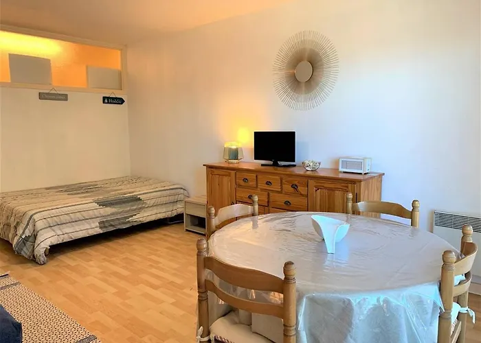 Studio Lumineux A Quiberon, 30M², Centre Ville, Proche Plage, Balcon, Parking Prive, Animaux Acceptes - Fr-1-478-89