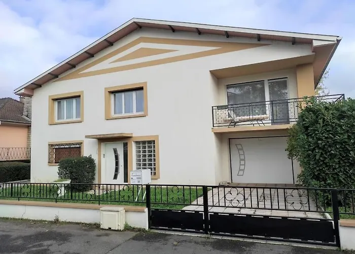 Villa Sainte-Rose 3ch à 5 minutes de la Cité des Loisirs