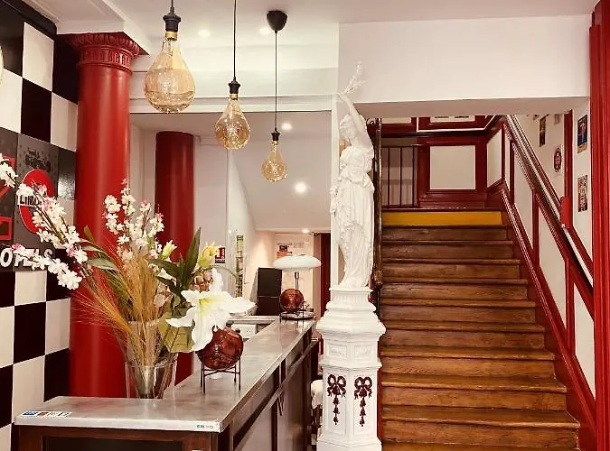 Enzo Hotels Limoges Centre Jourdan By Kyriad Direct