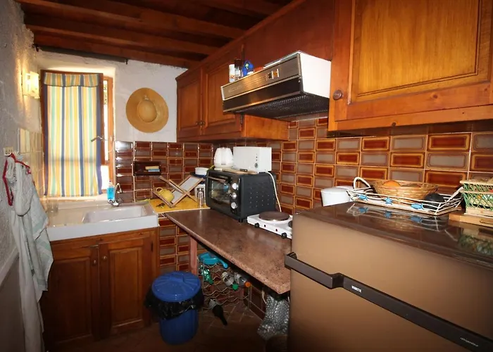 Studio Cabine A Collioure, A 100M De La Plage Et Des Commerces - Fr-1-309-153