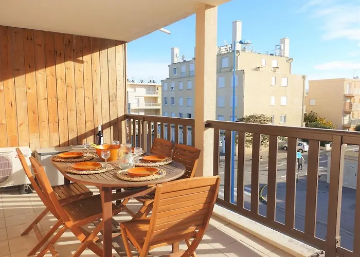 Apartment Les Grandes Bleues 2-5 By Interhome