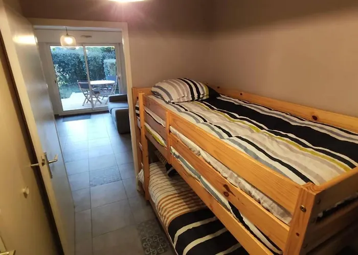 Studio Meuble A 2 Minutes A Pied De La Plage.